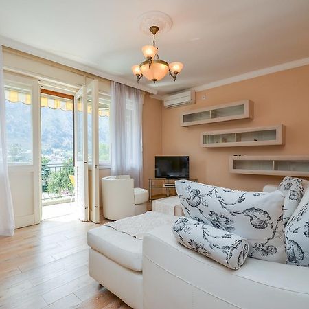 Central Apartment コトル エクステリア 写真