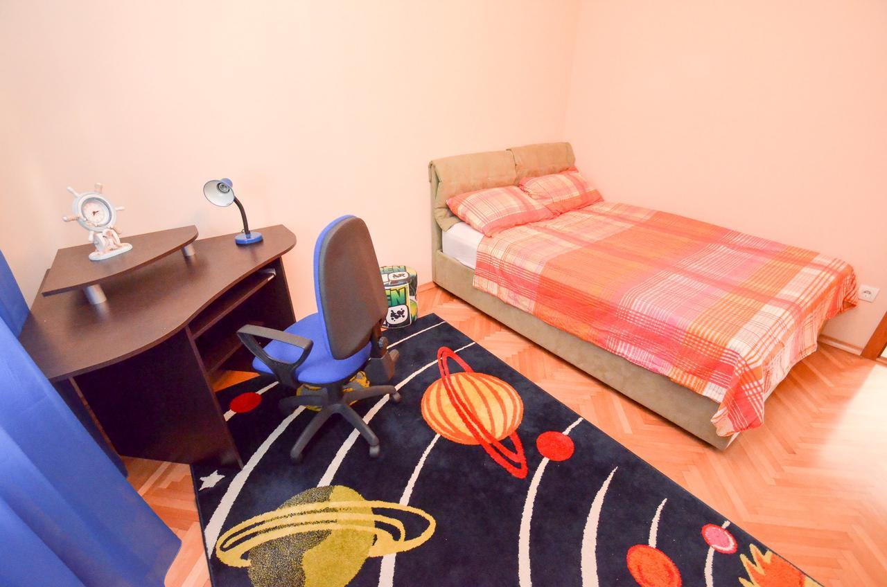Central Apartment コトル エクステリア 写真